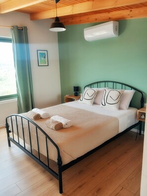 2 bedrooms, WiFi, bed sheets - Beautiful 2 bedroom villa in Kastellos, Rethymno (Kastellos)