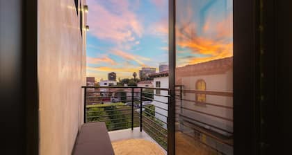 LA Villa by AvantStay | Walk to The Grove LA