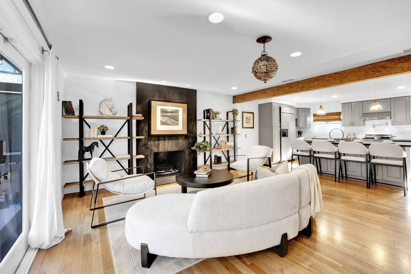 Dos Palos by AvantStay | Mod Hollywood Sanctuary  | Monthly Discount