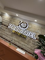 Desk, soundproofing, free WiFi