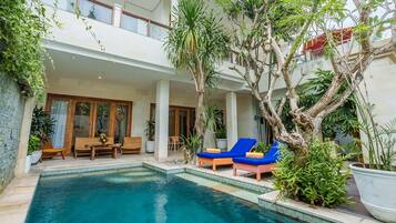 Bagian depan properti