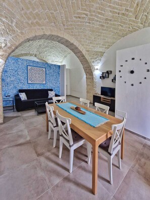 Interior - 2 Bedroom Apartment in Manfredonia (Manfredonia)