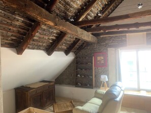 Interior - Maison de Village de 1802 , Entièrement Rénovée.au Centre de Beauvezer 04370 (Beauvezer)