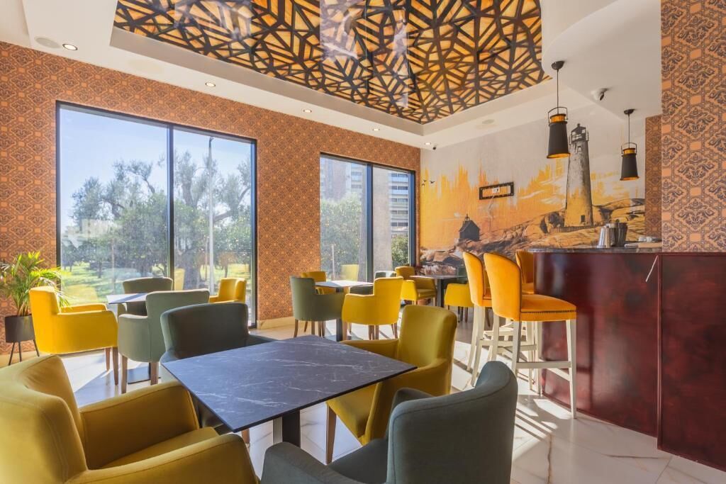 مطعم