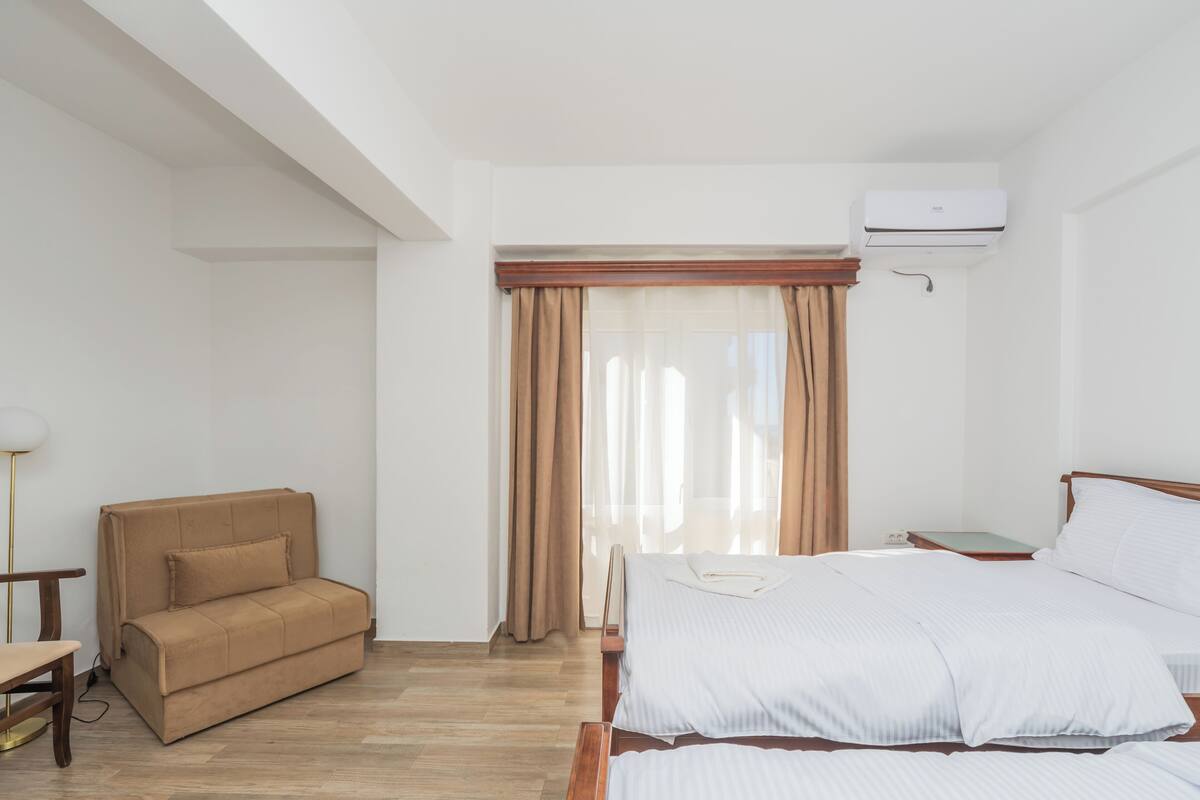 Desk, iron/ironing board, free WiFi, bed sheets