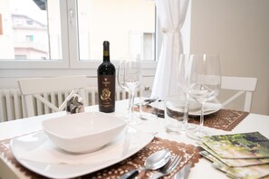 Design Apartment | Private kitchen | Coffee/tea maker, electric kettle, toaster, cookware/dishes/utensils - La Torretta (Moniga del Garda)