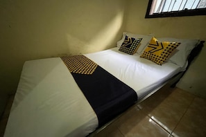 Chambre de base double | Accès au Wi-Fi (inclus), literie fournie