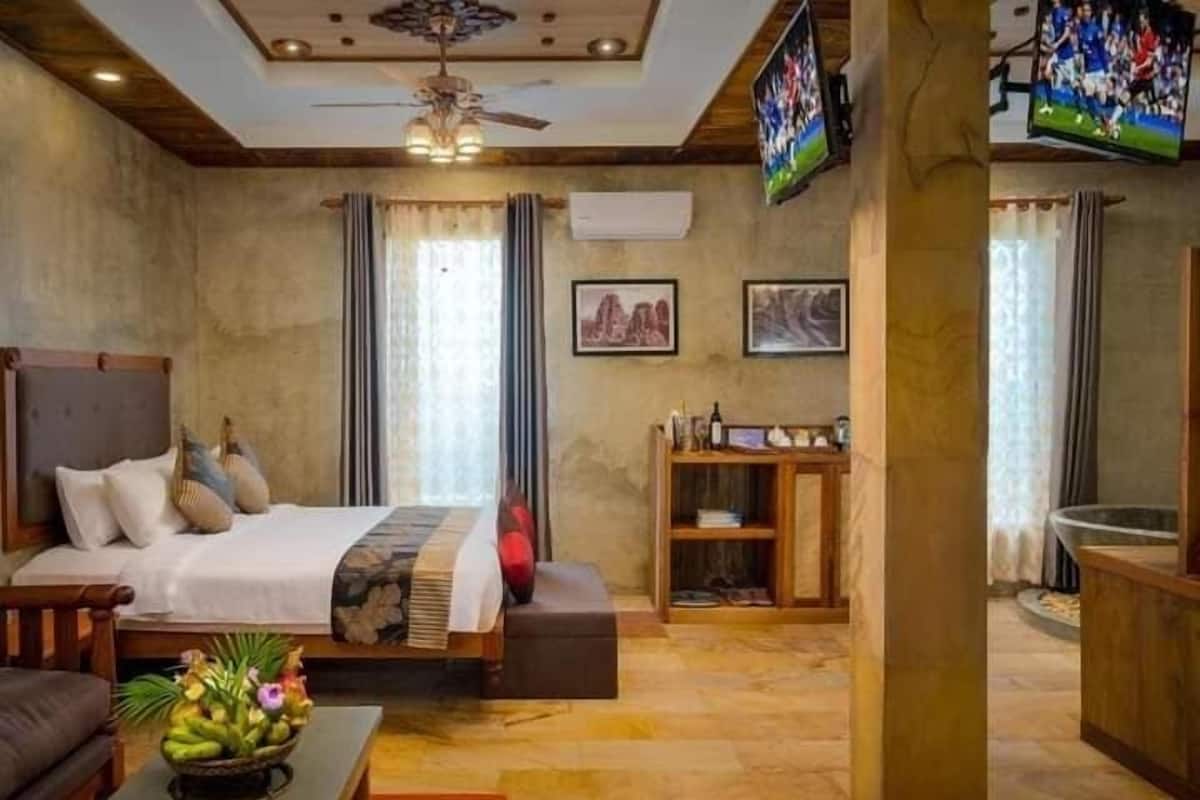 4 bedrooms, soundproofing, iron/ironing board, free WiFi