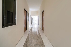 Interior detail - Hotel O Uno Homestay Syariah (Surabaya)