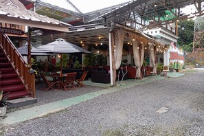Khu sảnh