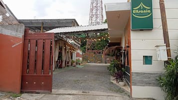 Bagian depan properti