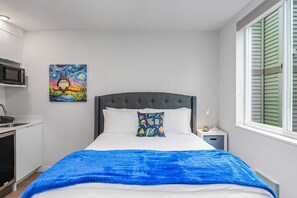 1 bedroom, iron/ironing board, WiFi, bed sheets