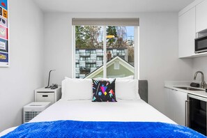 1 bedroom, iron/ironing board, WiFi, bed sheets