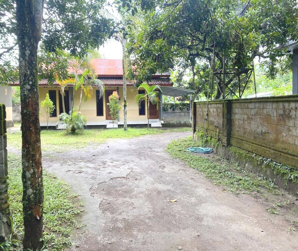 Depan hartanah