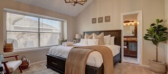 Tranquil and Cozy Retreat just minutes from Lake Ray Hubbard. Pets welcome!