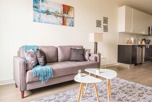 Televisión, oficina