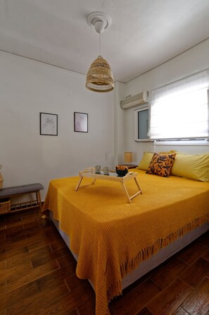 2 bedrooms, iron/ironing board, travel crib, free WiFi - Avlaki Getaway Villa (Porto Rafti)