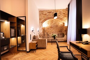 Luxury Apartment | Living room | LCD TV - Hotel Teatr (Kraków)