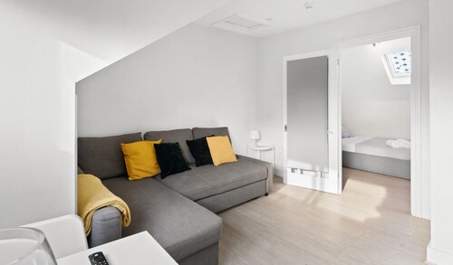 TTSA - Essential 1 Bedroom Apartment 1 - Croydon