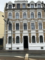 Fachada de la propiedad