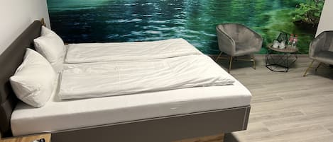 Deluxe Room | Individually decorated, iron/ironing board