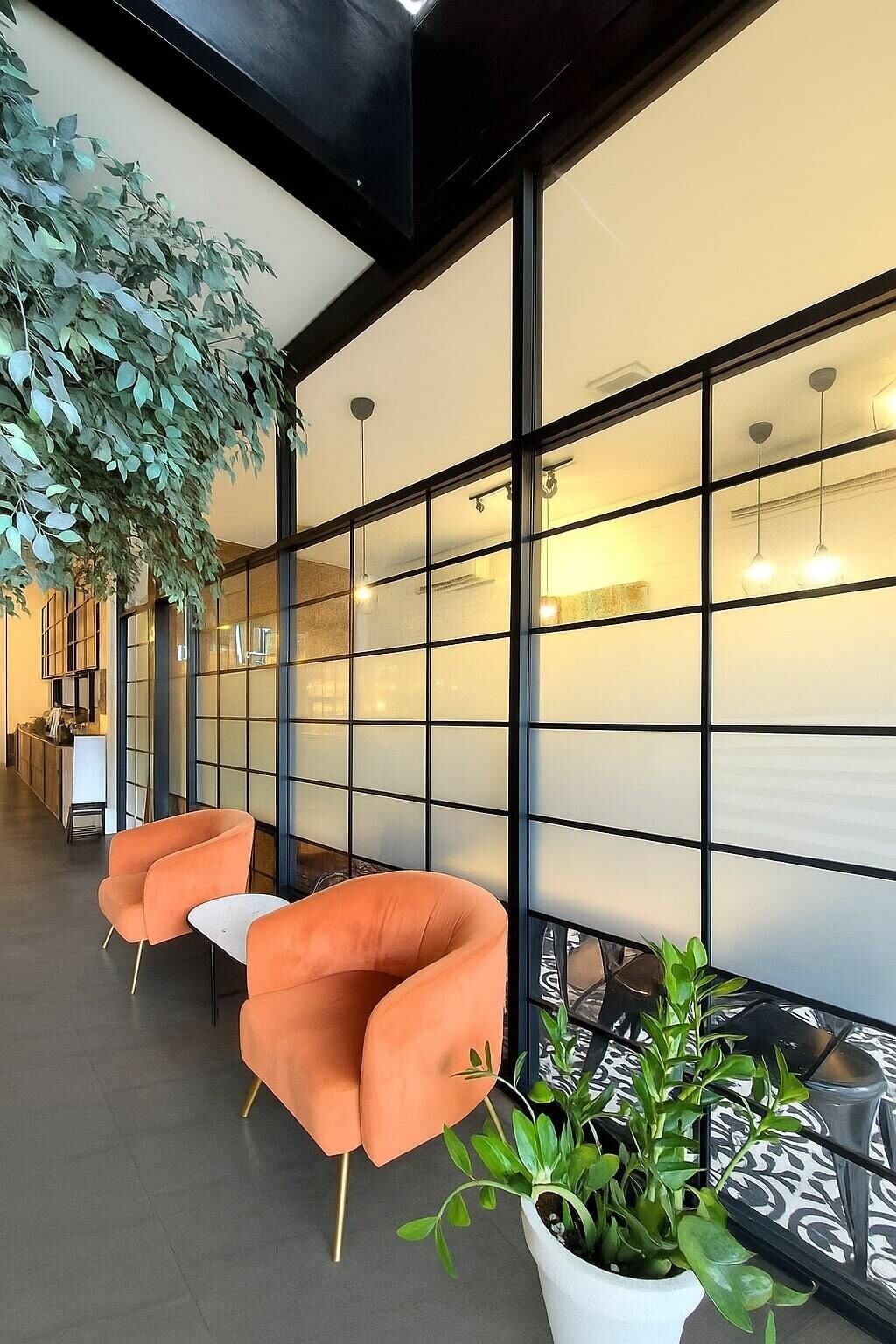 المنشأة من الخارج