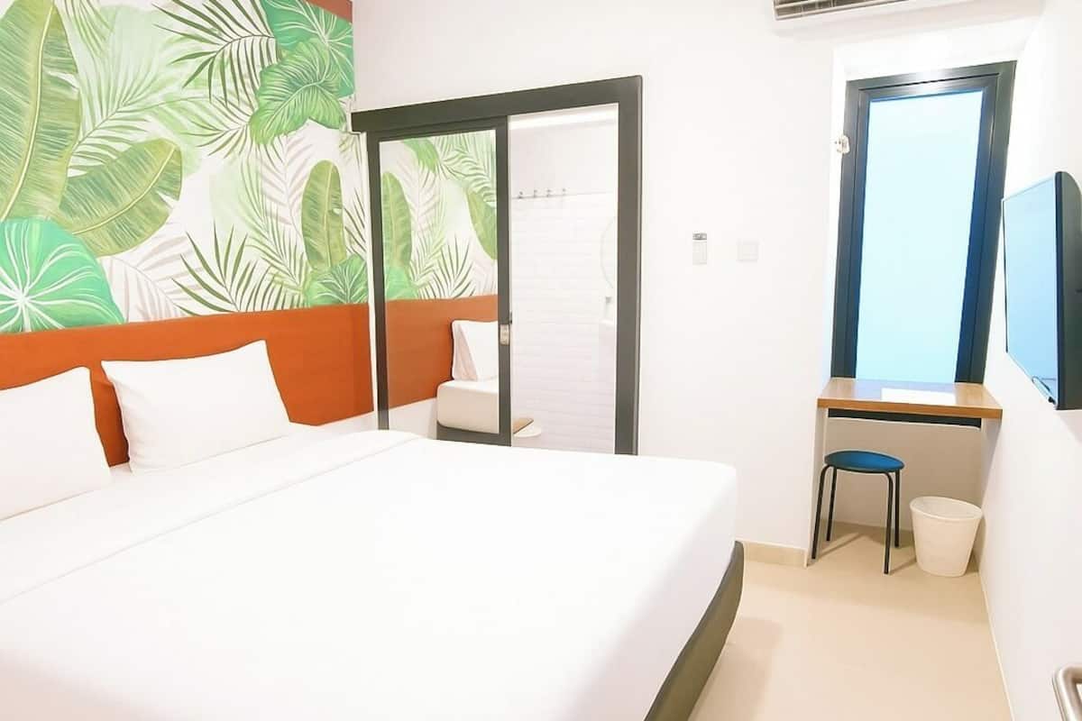 1 bedroom, iron/ironing board, free WiFi, bed sheets