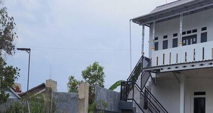 Hotel O Penginapan Al-asharNearWarung Acil Ubai