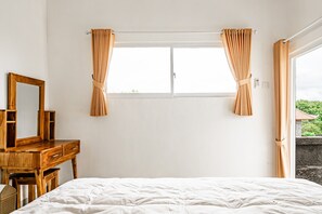 Estudio Deluxe | Escritorio, wifi gratis, ropa de cama