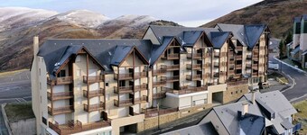 Peyragudes: Apt 8 people, balcony, parking, wifi