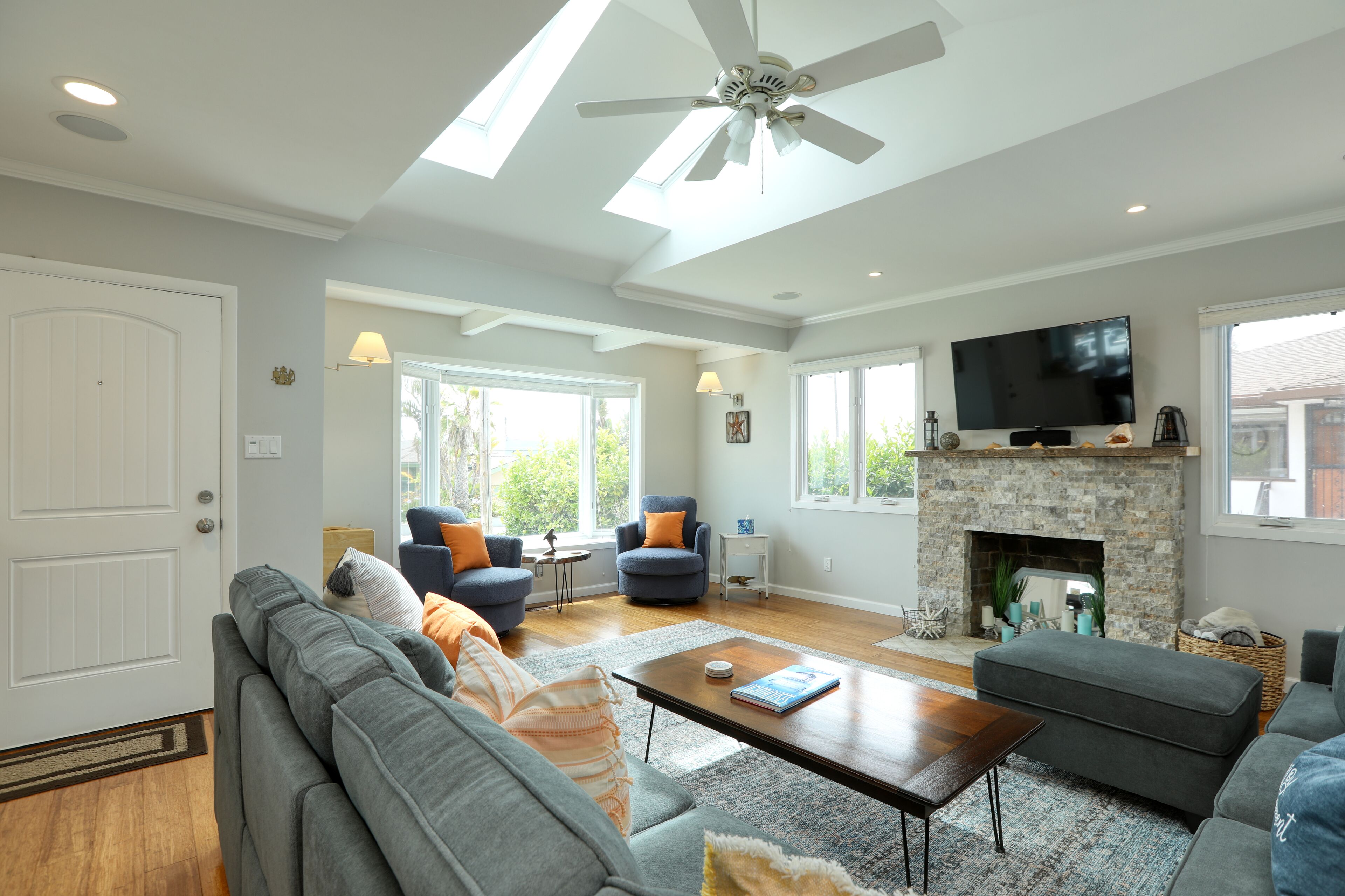 Comfortable 3 bedroom 2 bath home in Pismo