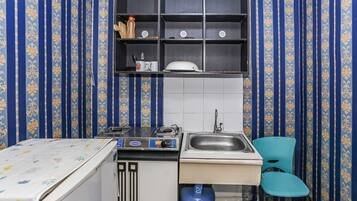 Deluxe Double Room | Private kitchenette