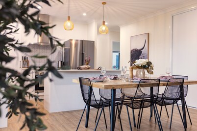 The Olive Abode - Atherton