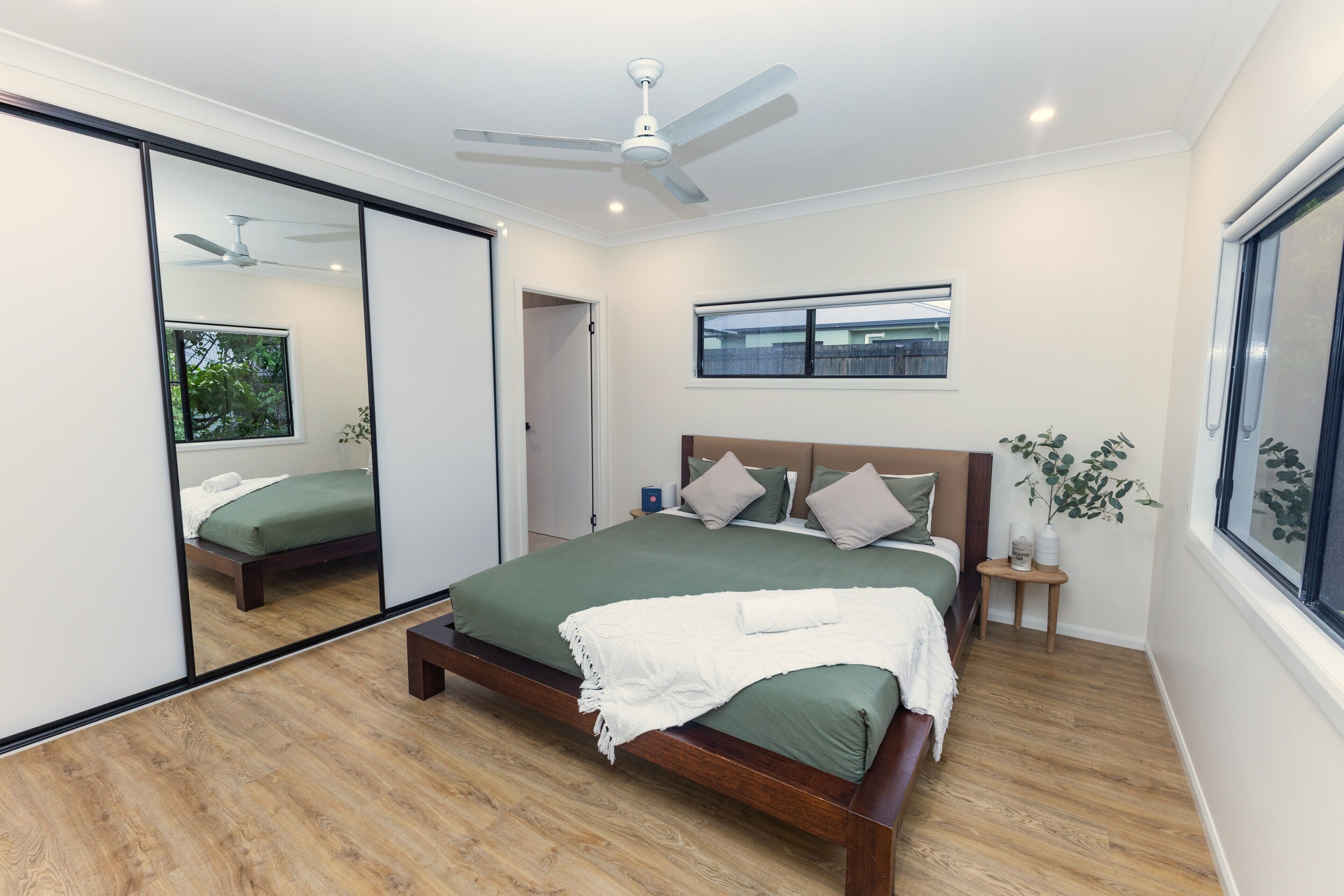 3 sovrum, skrivbord, strykjärn/strykbräda och gratis wi-fi