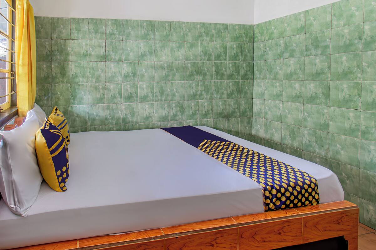 Economy Double Room | Free WiFi, bed sheets