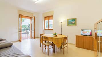 21-Zoll-Flachbildfernseher mit Kabelempfang, Fernseher