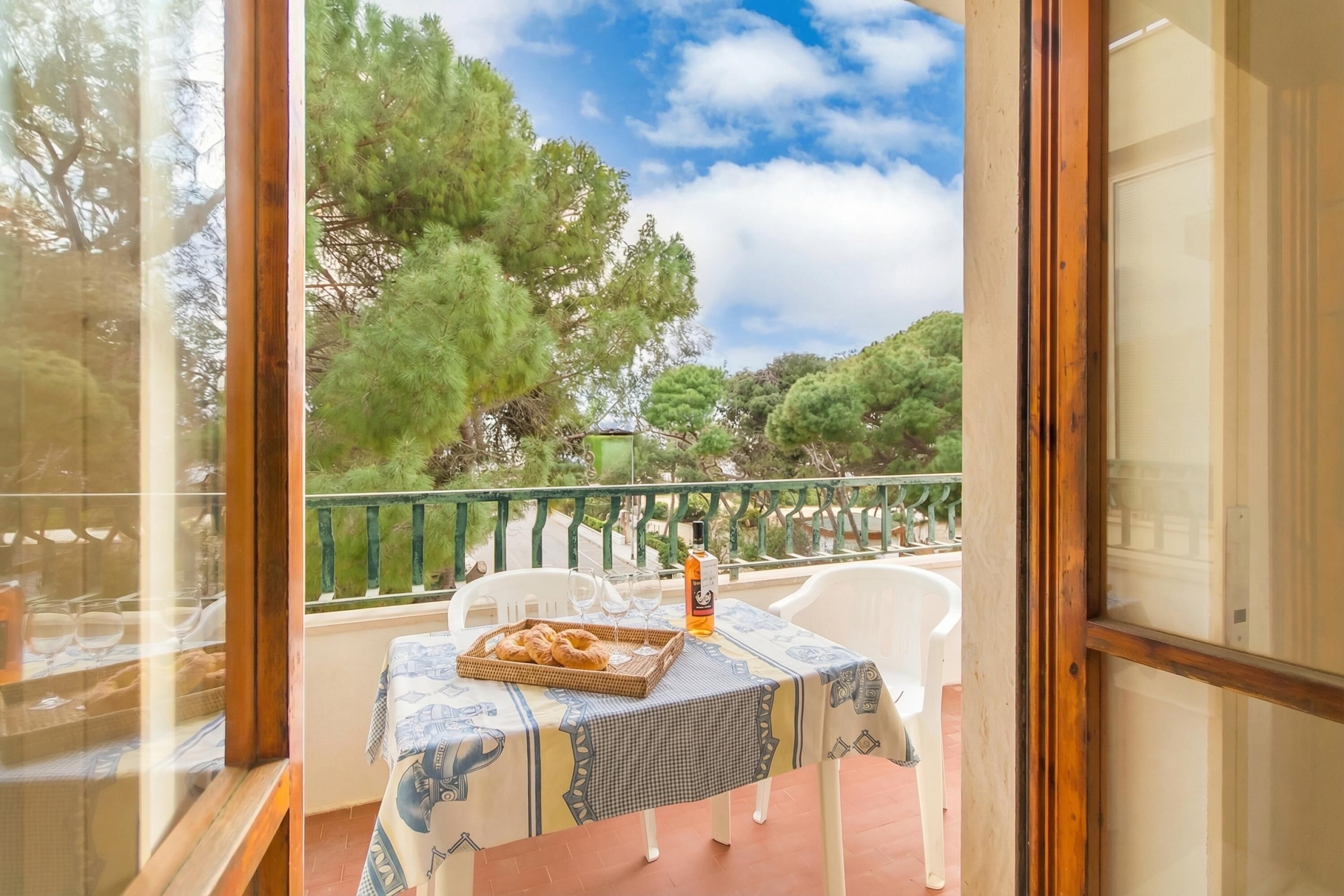 Standard Apartment, Multiple Bedrooms, 2 Bathrooms (Casa Gallipolina with sea view) | Outdoor dining