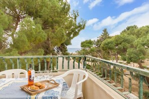 Standard Apartment, Multiple Bedrooms, 2 Bathrooms (Casa Gallipolina with sea view) | Outdoor dining - Casa Gallipolina with sea view (Gallipoli)