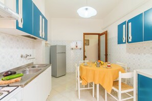 Standard-Apartment, Mehrere Schlafzimmer, 2 Bäder (Casa Gallipolina with sea view) | Speisen