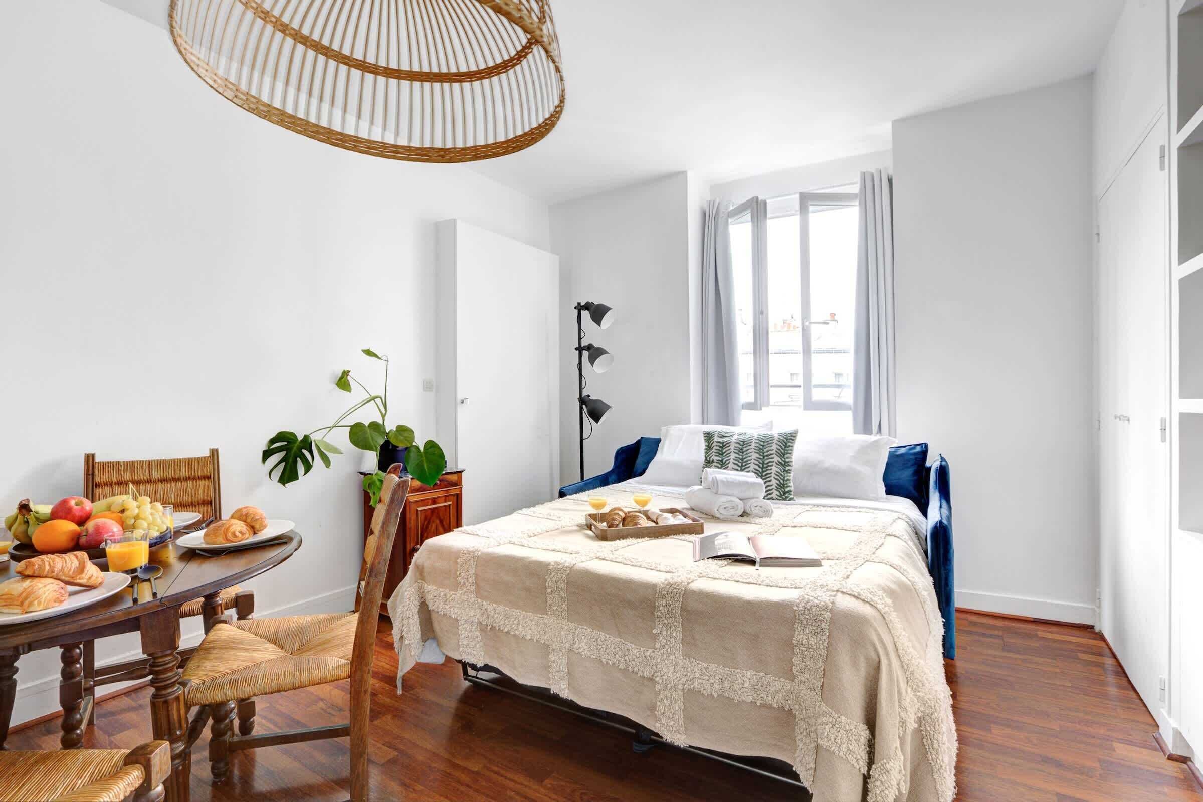 Desk, iron/ironing board, free WiFi, bed sheets