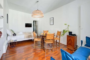 Desk, iron/ironing board, free WiFi, bed sheets