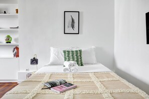 Desk, iron/ironing board, free WiFi, bed sheets