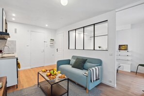 Smart TV, offices - Lovely 1BR Passage Saint-Sebastien (Paris)