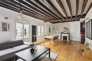 Télévision, espaces bureaux