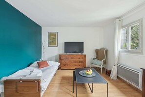 1 Schlafzimmer, Schreibtisch, Bügeleisen/Bügelbrett, kostenloses WLAN