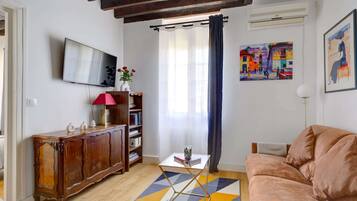 Télévision, espaces bureaux