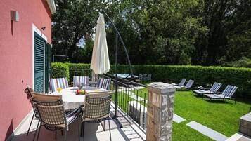 Villa (Five Bedroom Villa with Swimming pool) | Terrace/patio