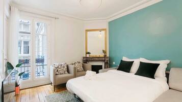 1 slaapkamer, een bureau, een strijkplank/strijkijzer, gratis wifi