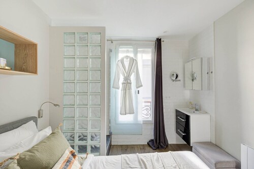 Modern 1BR near Eiffel Tower