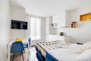 1 bedroom, desk, iron/ironing board, free WiFi
